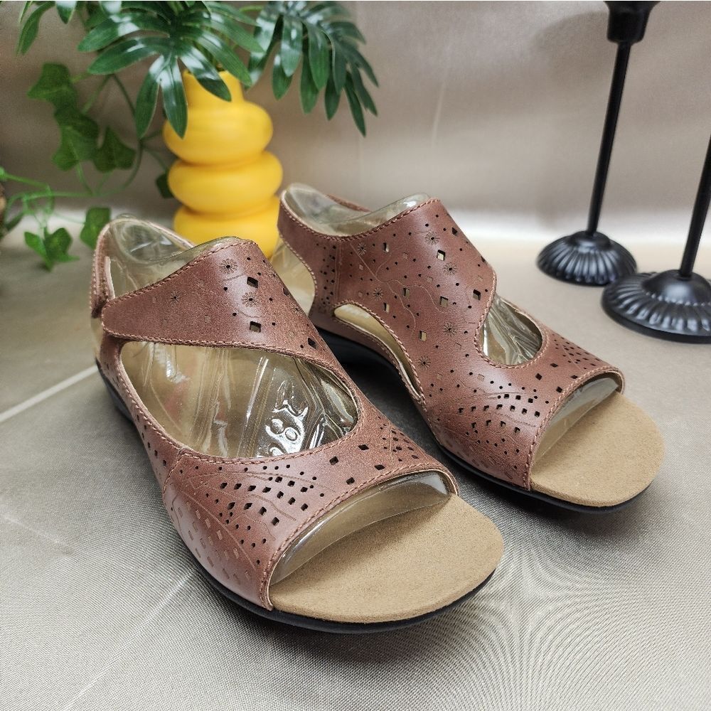 NIB ROMIKA SANDALS - Picture 5 of 11